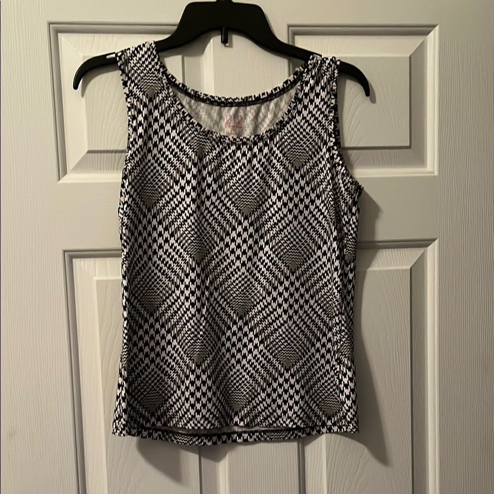Black and White Houndstooth Tank Top